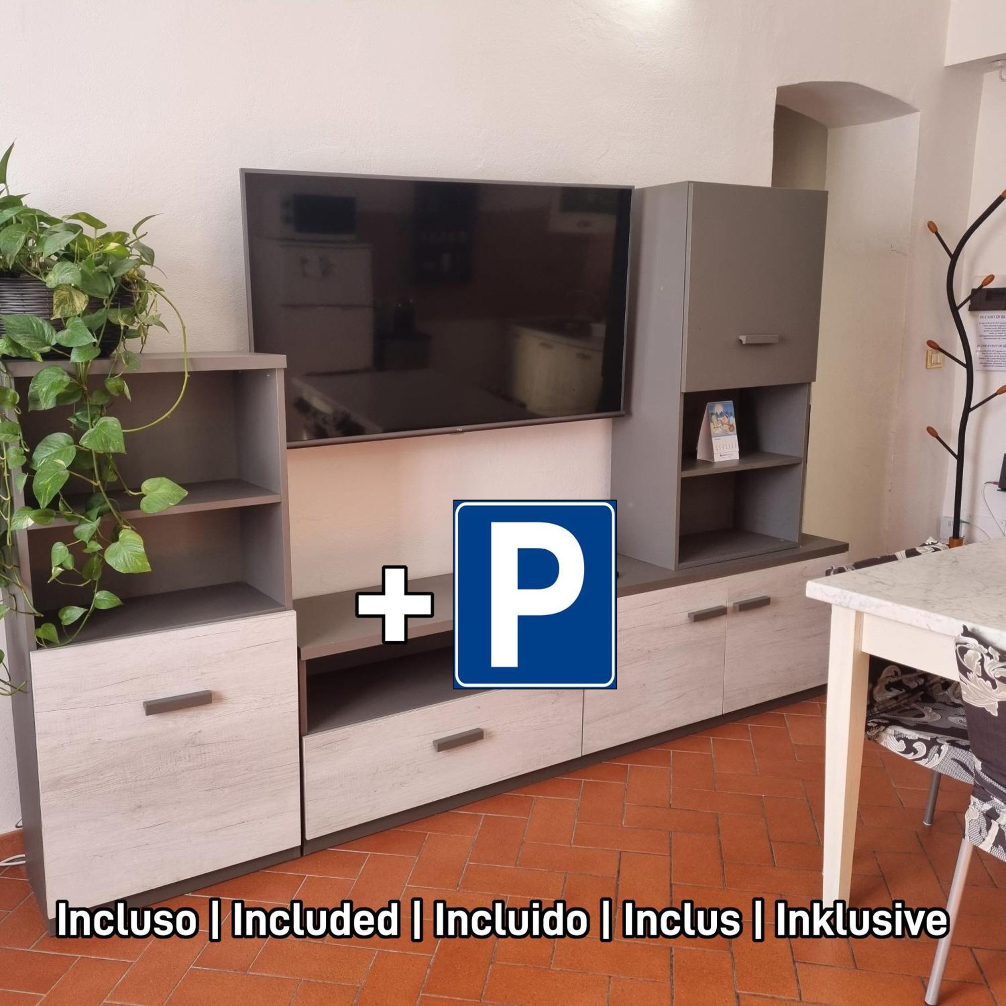 リヴォルノCasa Mille Baci Con Parcheggioアパートメント エクステリア 写真